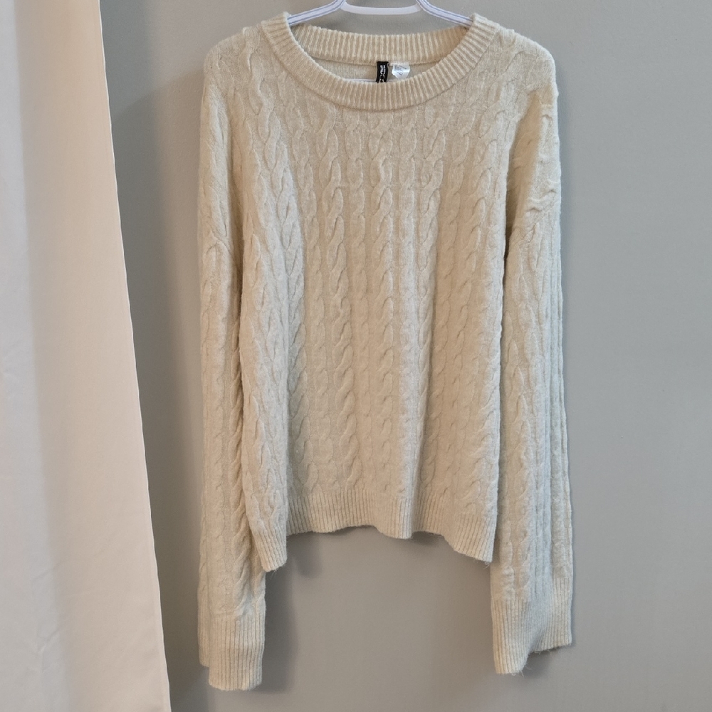 H&M Cream Cable Knit Sweater